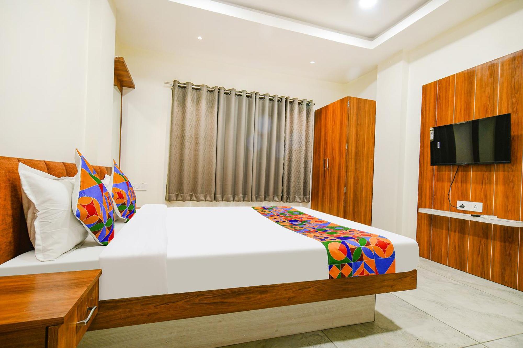 Fabhotel Shree Nakoda Paradise Ujjain Exterior photo